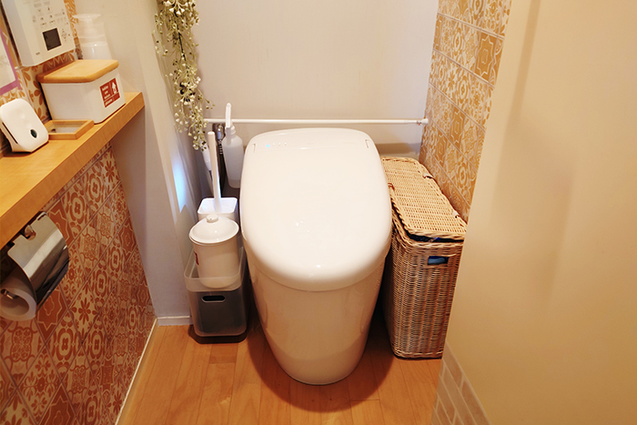 トイレの収納術｜生活感を出さずに清潔感を保つコンパクトな収納実例