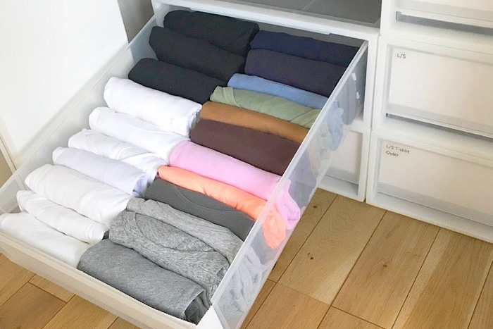 クローゼット収納の工夫7選　衣類から小物まで使いやすく！