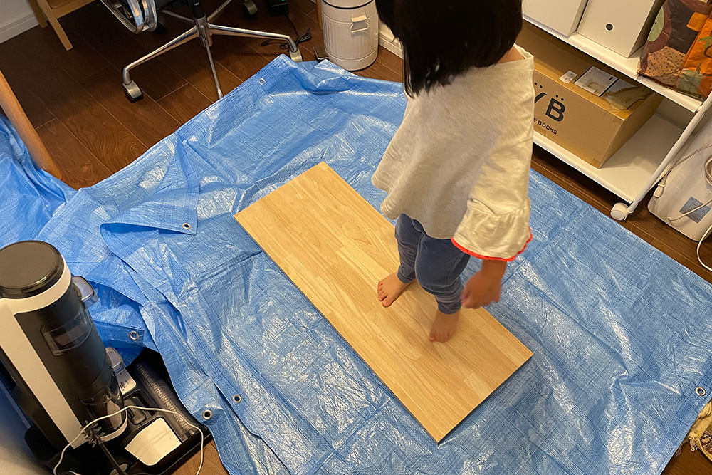 女ひとりで可動棚つけてみた第8回 棚板をホームセンター購入品で着色してみる