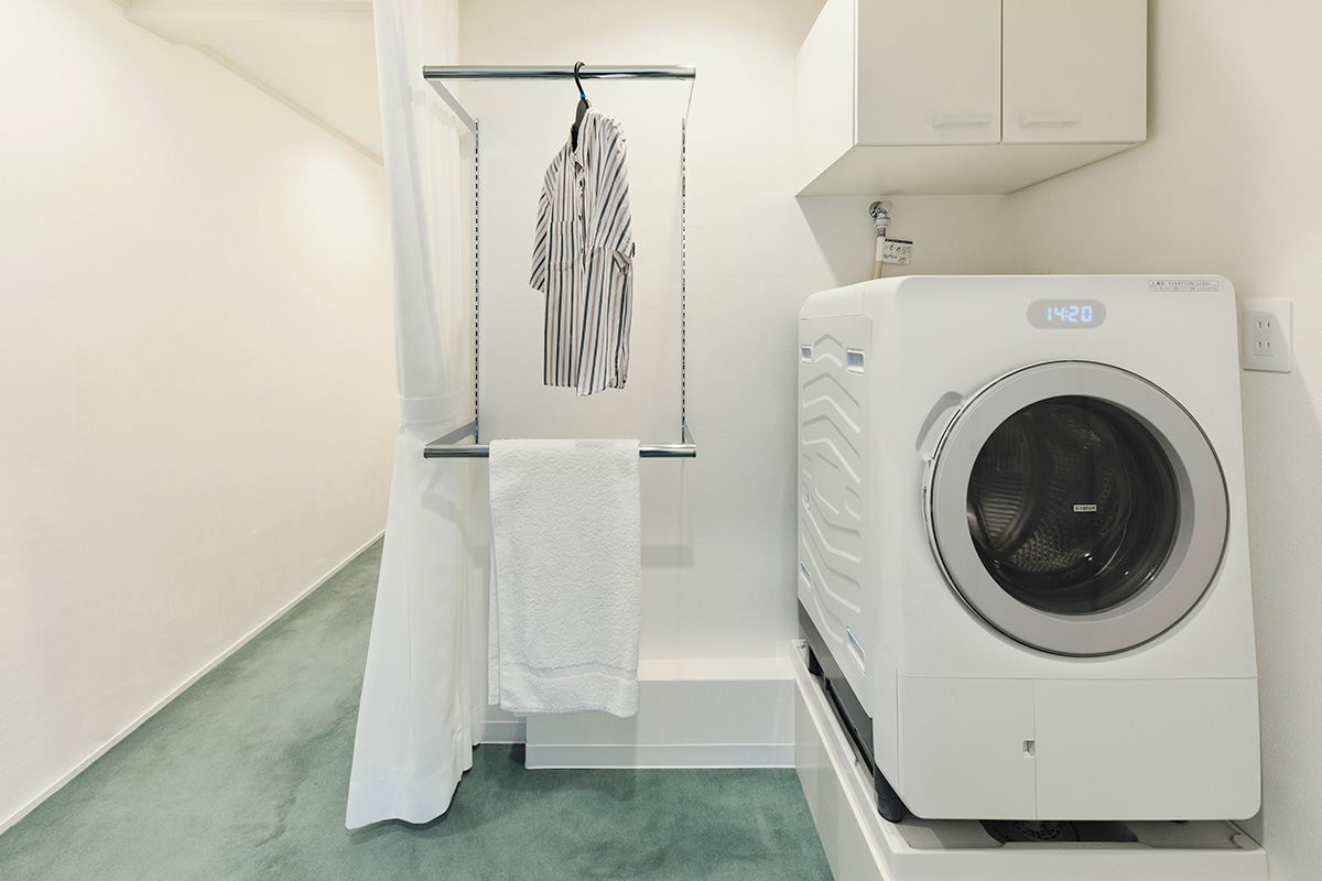 実家マンションリフォームに可動棚をセレクト。高さ変更・棚板追加などカスタマイズできるのが魅力